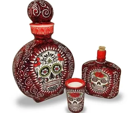 Licorera calavera de cerámica artesanal, edición especial hecha a mano